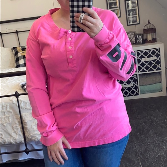 PINK Victoria's Secret Tops - 💘❤️💕 $6.00 💕❤️💘